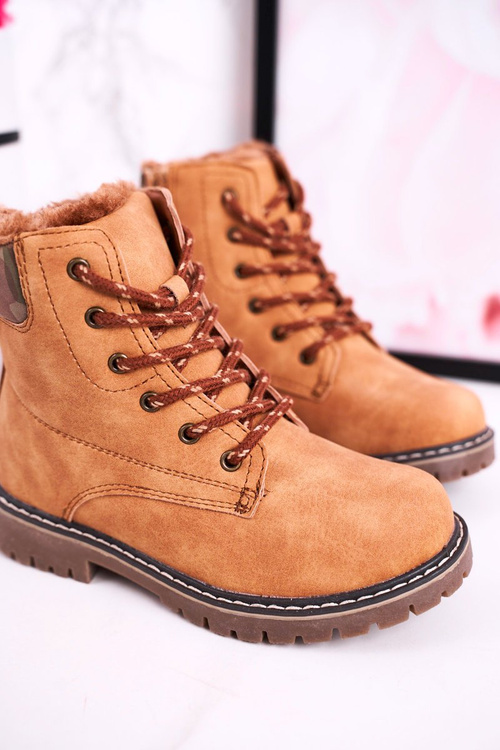 Detské topánky izolované kožušinou Camel London