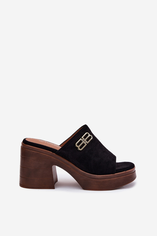 Dámske Sandále Na Masívnom Opätku So Zlatým Detailom Vinceza 17400 Čierne