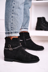 Black Eliza Suede Boots s reťazou