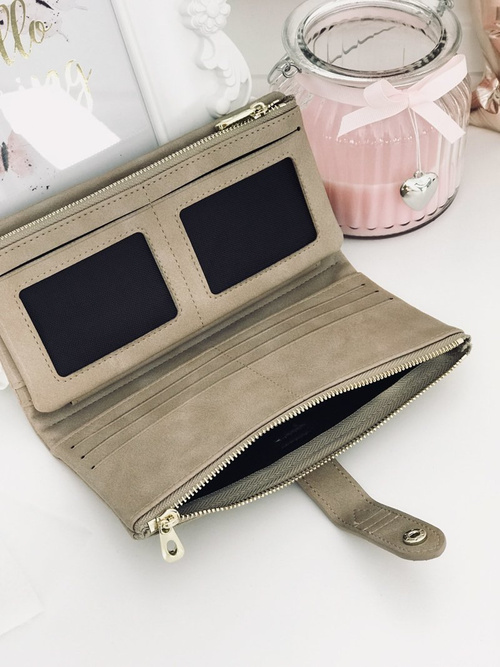 Large Women's Black Trendy Wallet Gold Zipper