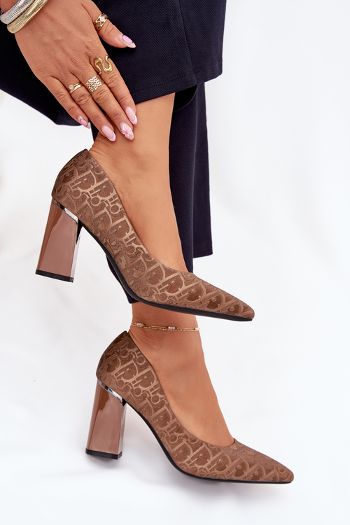 Dámské Lodičky Na Podpatku S Dekorativním Vytlačením Vinceza 62254 Hnědé