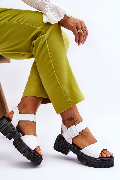 Dámske sandále z plochých dekanov