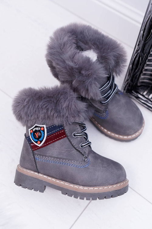 Chlapci pre deti izolované kožušinovými šedými pascami COBI