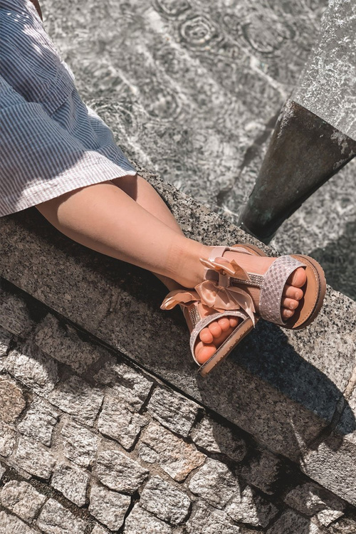 Dětské Sandály S Lukem Růžové Beebee