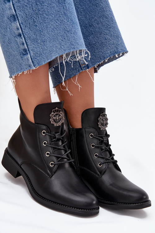 Nízké Dámské Boty Na Plochém Podpatku S Ozdobným Detalem Zateplené Černé Cylira