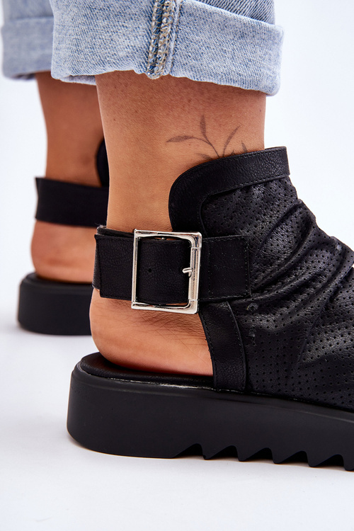 Kožené prolamované sandály béžove Alima