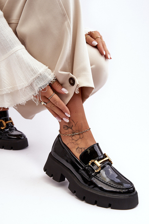 Ženské lakované topánky Loafer s dekoráciou Black Peuria