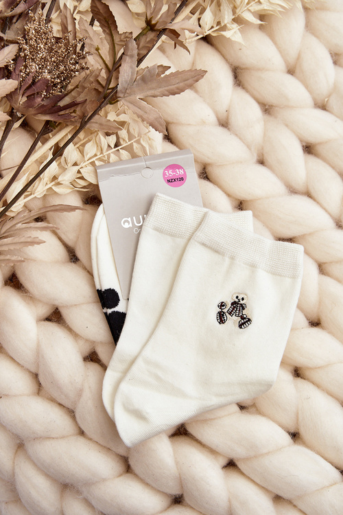 Dámske bavlnené ponožky s nášivkou medvedíka biele
