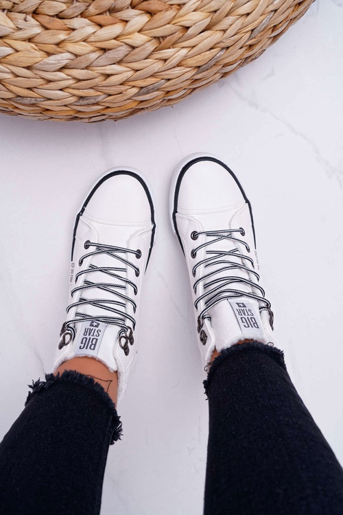 Dámske tenisky s veľkými hviezdami High Biely izolovaný EE274411