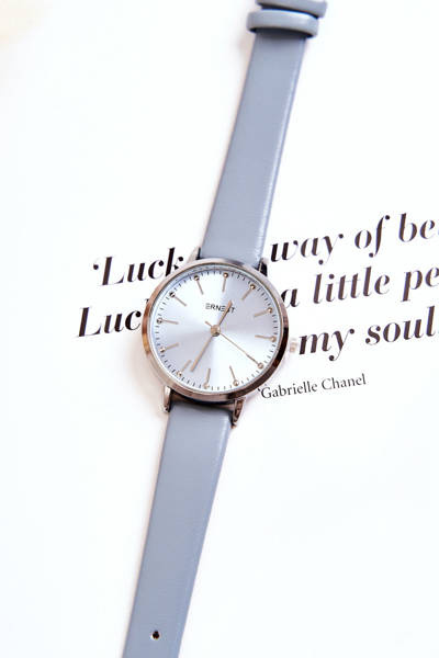 Dámske analógové hodinky bez Nickel Ernest Blue