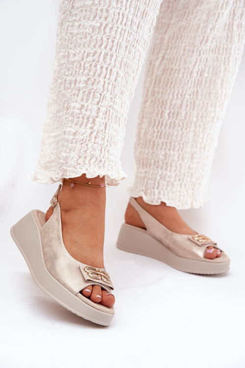 Kožené Dámské Sandály Na Klínu S Ozdobným Detalem S.Barski LR51-593 Zlaté