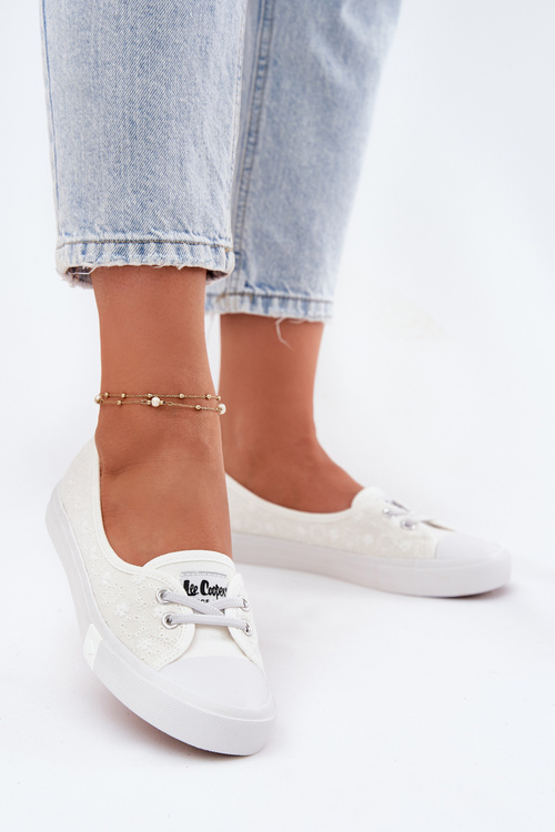 Dámské Tenisky S Vyšíváním Lee Cooper Bílé LCW-25-31-3447L