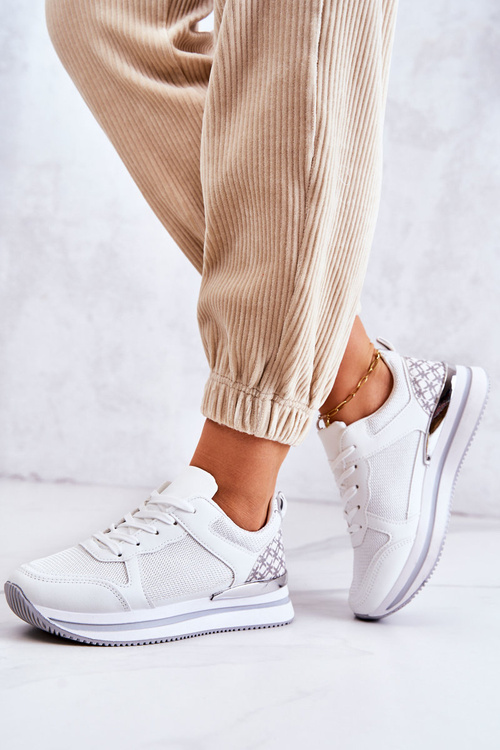 Dámske klasické športové topánky na bielych pokročilých klinách