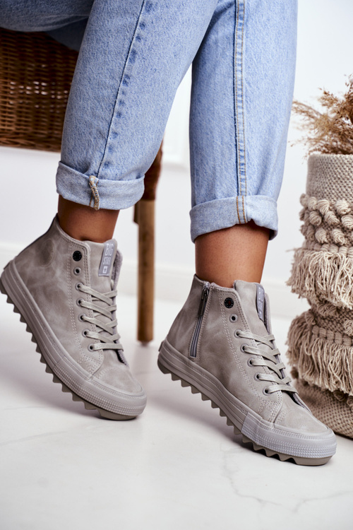 Dámske tenisky s veľkou hviezdou High Izolované sivé sivé GG274070