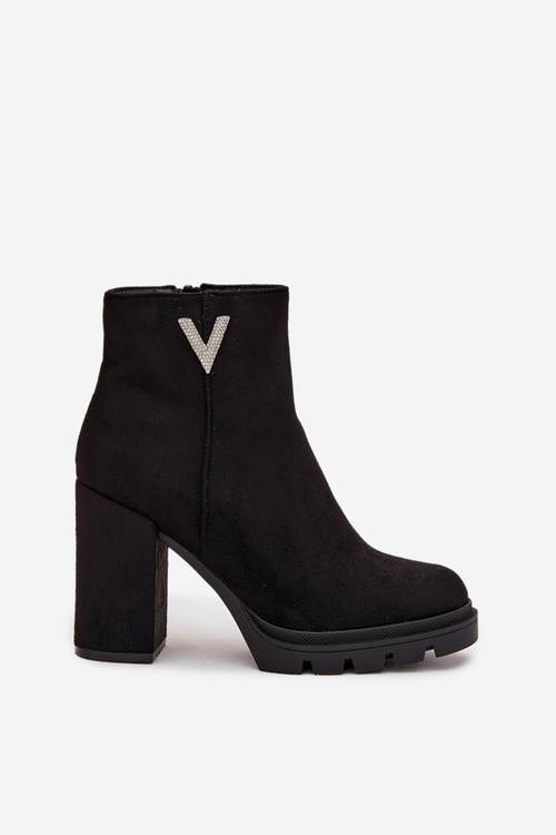 Dámske zateplené čižmy na opätku s ozdobným detailom čierne Briella