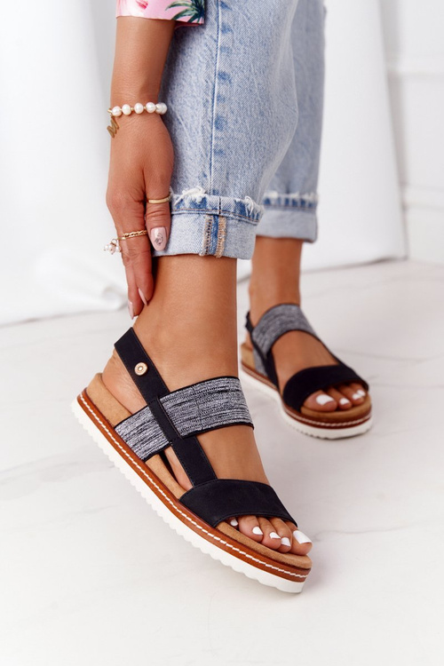 Sandále so striebornou čiernou almeriou