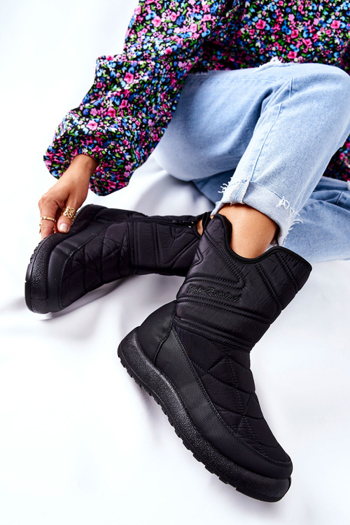 Vysoko izolované snehové topánky Black Winesa