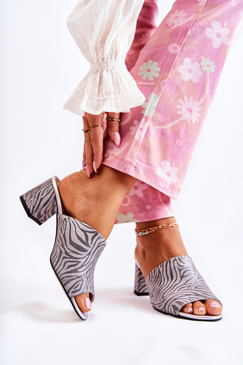 Dámska koža s vysokým obsahom papuče šedá Nessita