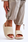 Módne flip -flopy na platforme Light Beige