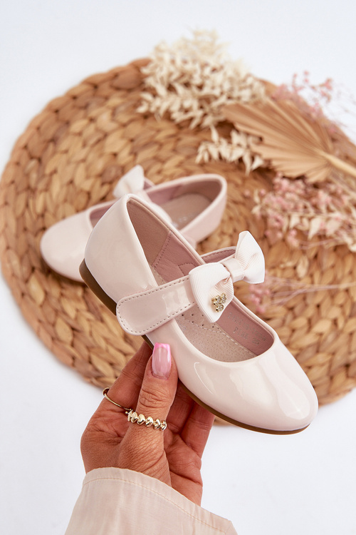 Dětské lakové balerínky s mašlí na suchý zip růžové Kočičí