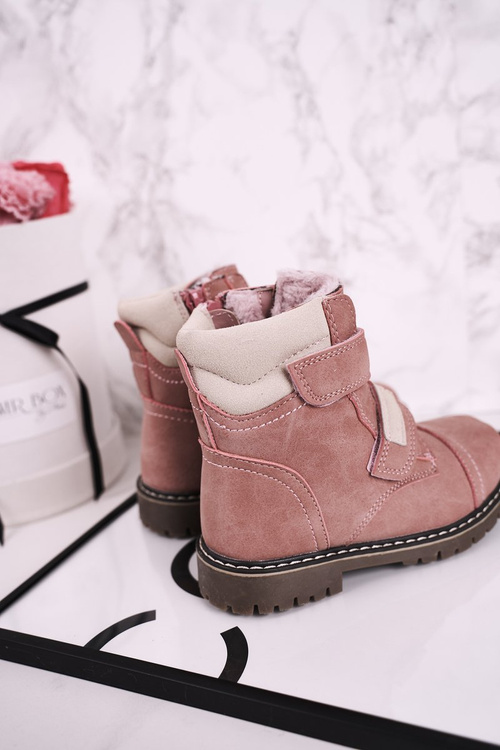 Detské topánky topánky izolované ružovou ermou kožušinou
