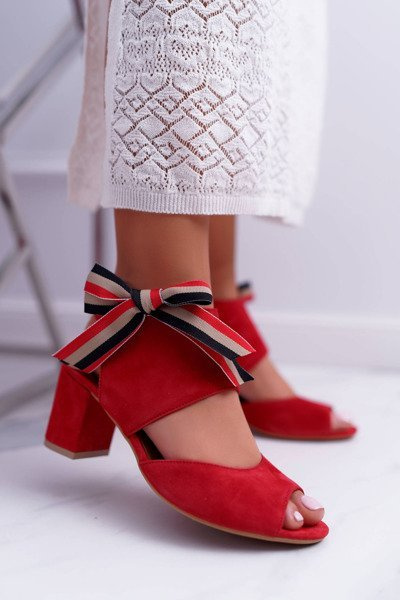 Dámske kožené sandále Maciejka na post červenej 04038-08