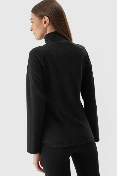 4f Black Fleece so stojanom -4FSS23TFLEF049 so stánkom.