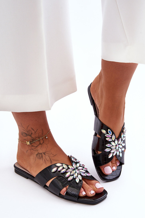 Papuče s dekoratívnymi kameňmi S. Barski 617-22 čierna