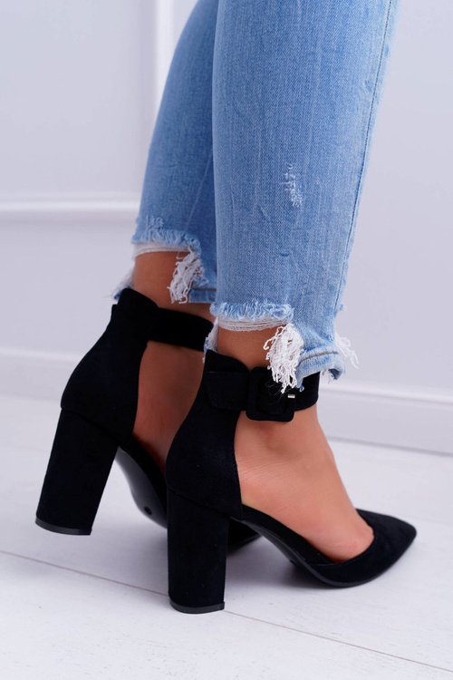 Dámske pumpy na pilieri čierneho domine Spitz