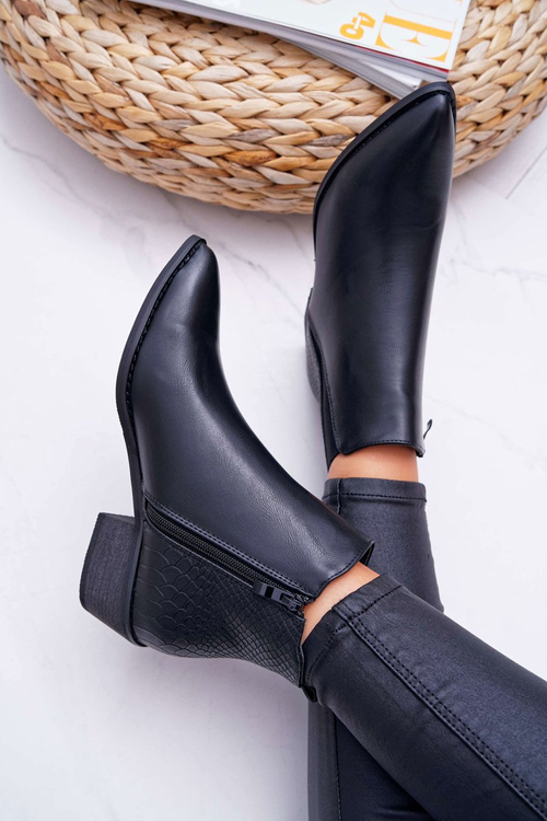 Dámske ploché podpätky v Spitz Black Derme