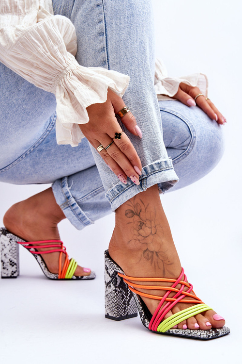 Highlifts s neónovými hadmi pruhmi Beckie