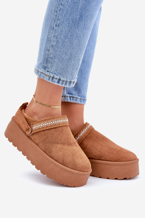 Snehule S Dekoratívnym Vyšívaním Camel Selithria