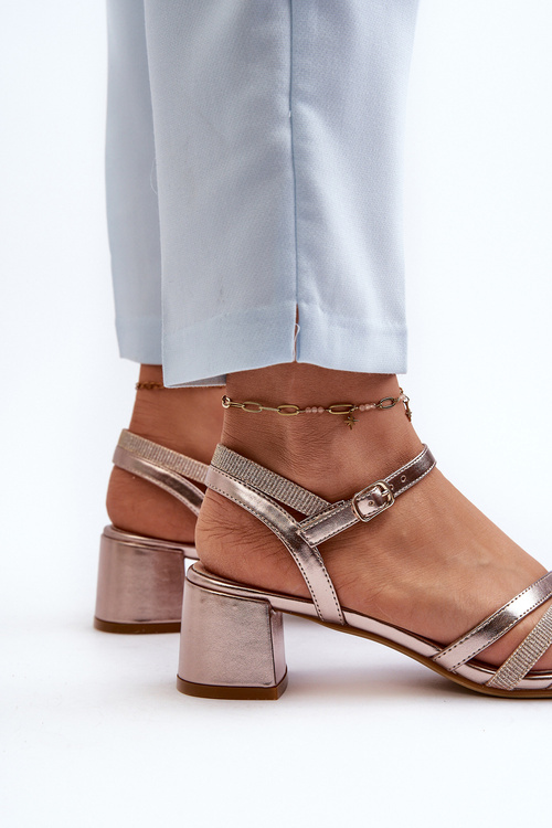 Dámske sandále na nízkom opätku z ekokože Sergio Leone SK046 strieborné