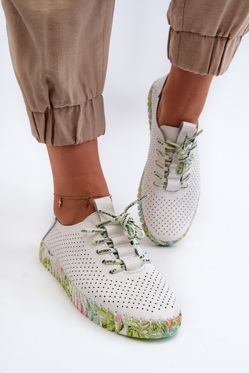 Dámské kožené polobotky se šněrováním bílé Farnalea