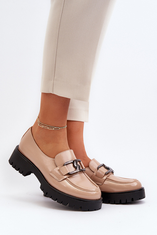 Lakované dámské mokasíny béžové Santtes