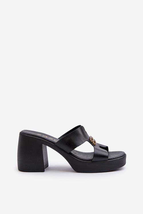 Zazoo 40419 Kožené Dámské Žabky S Výstřihy A Ozdobou Černé