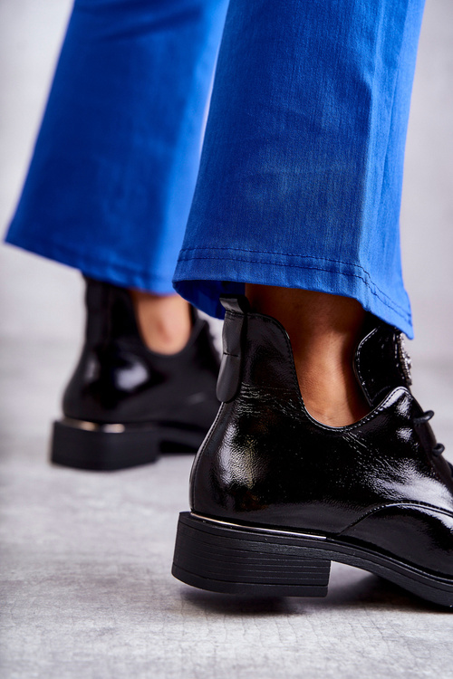 Maľované čipky -upové topánky s výrezmi čierna fabiana