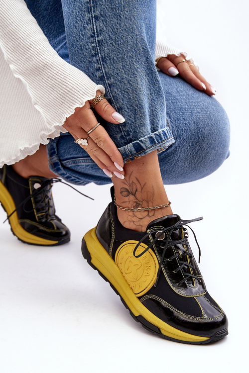 Dámske kožené športové topánky Maciejka 06295-01 Čierna a žltá