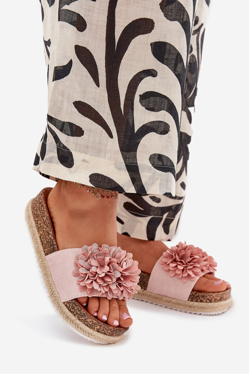 Dámske Sandále Na Platforme S Dekoratívnymi Kvetmi Ružové Tessara