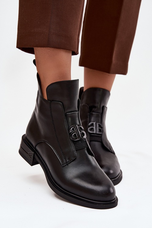 Vytápěné kožené dámské boty s ozdobným detailem černé Briselda
