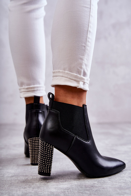 Elegantní boty na sloupku s tryskami černé Elinor