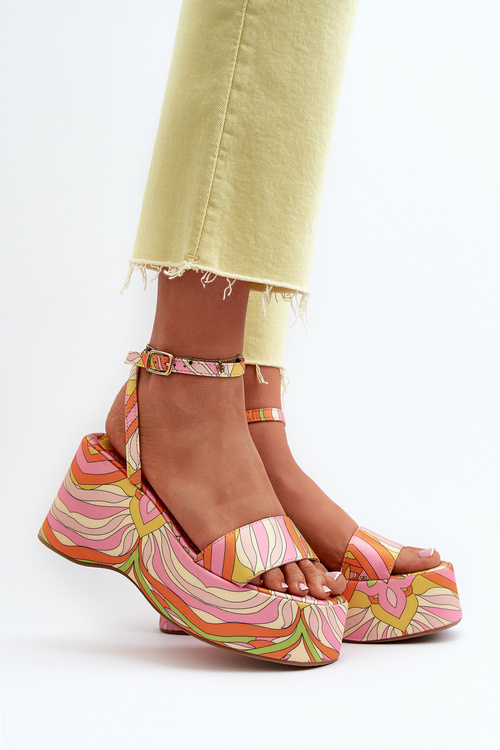 Vzorované sandále na platforme a klinčeky Multicolor Wiandia