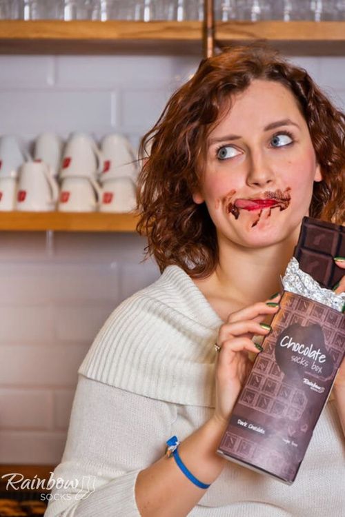 Ponožky dúhových ponožiek tmavá čokoláda 1 pár