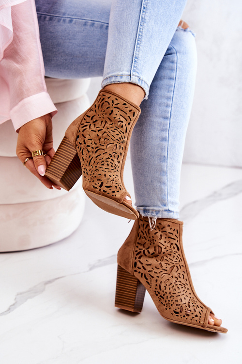 Otvorené topánky Camel Brittany