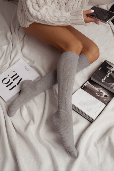 Dámske Pletené Ponožky S Pásikmi Šedé