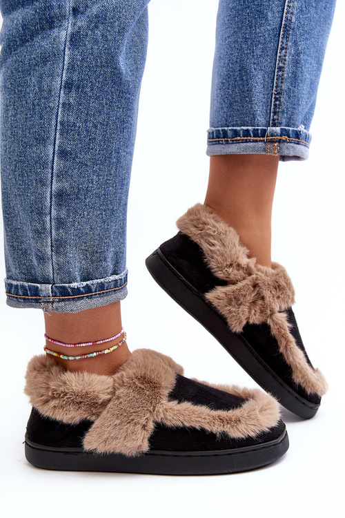 Dámske papuče s kožušinou čiernou plachetnicou