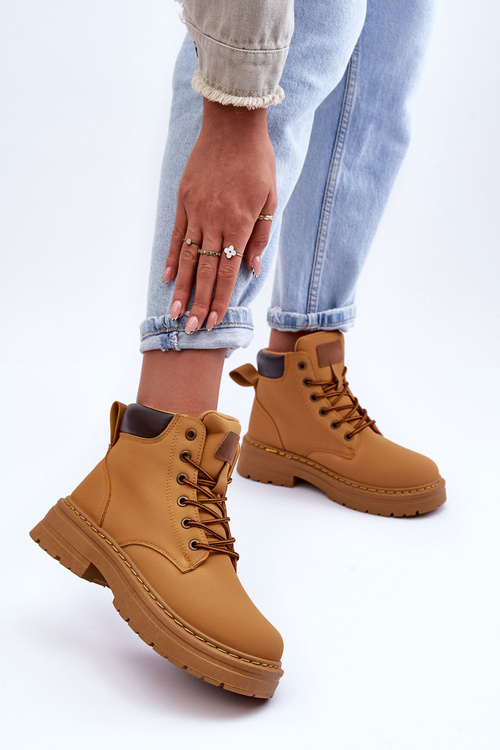 Dámske topánky izolované hnedé topánky Corbin