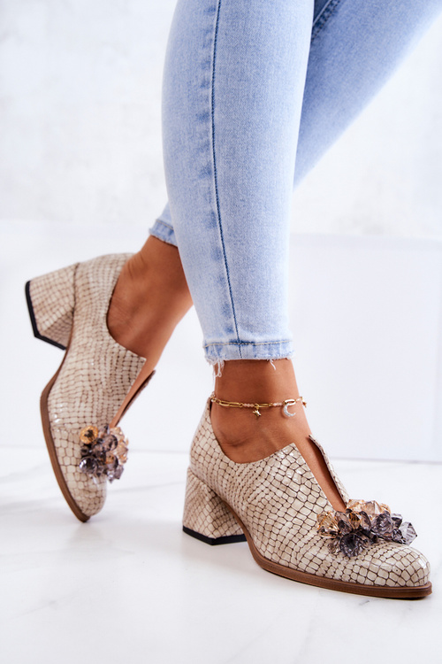 Kožená obuv vzor krokodíla s dekoráciou béžová delaver