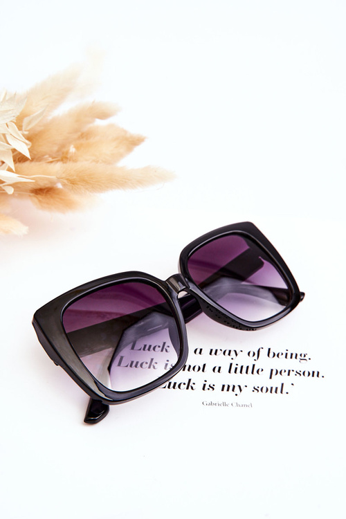 Dámske slnečné okuliare s trblietkami M2354 čiernou farbou