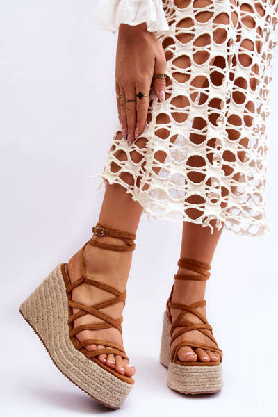 Kožené sandály na klínu Hnědé Margaritt